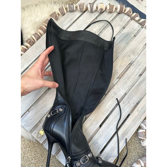 Knee Length Black Heeled Buckle Stud Zipper Boots - Picture 8 of 8